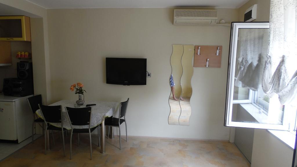 Zen Apartmani Novi Sad Exteriör bild