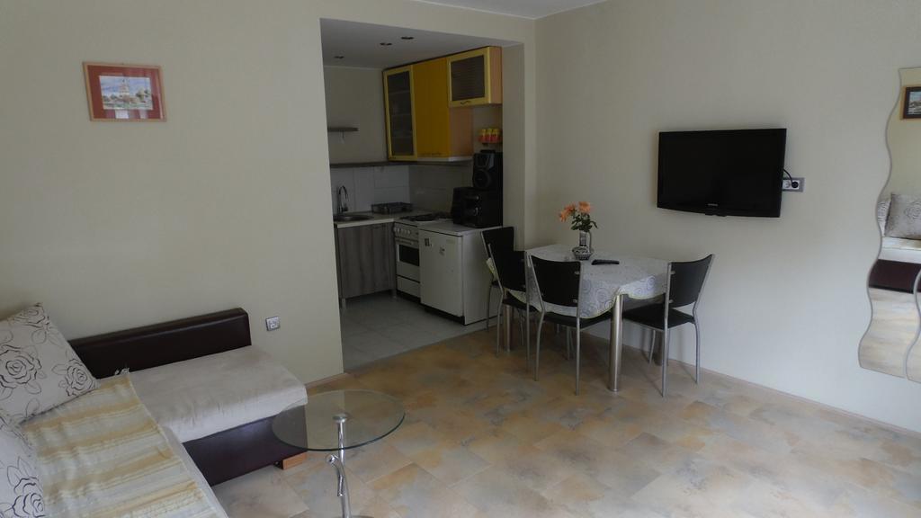 Zen Apartmani Novi Sad Exteriör bild