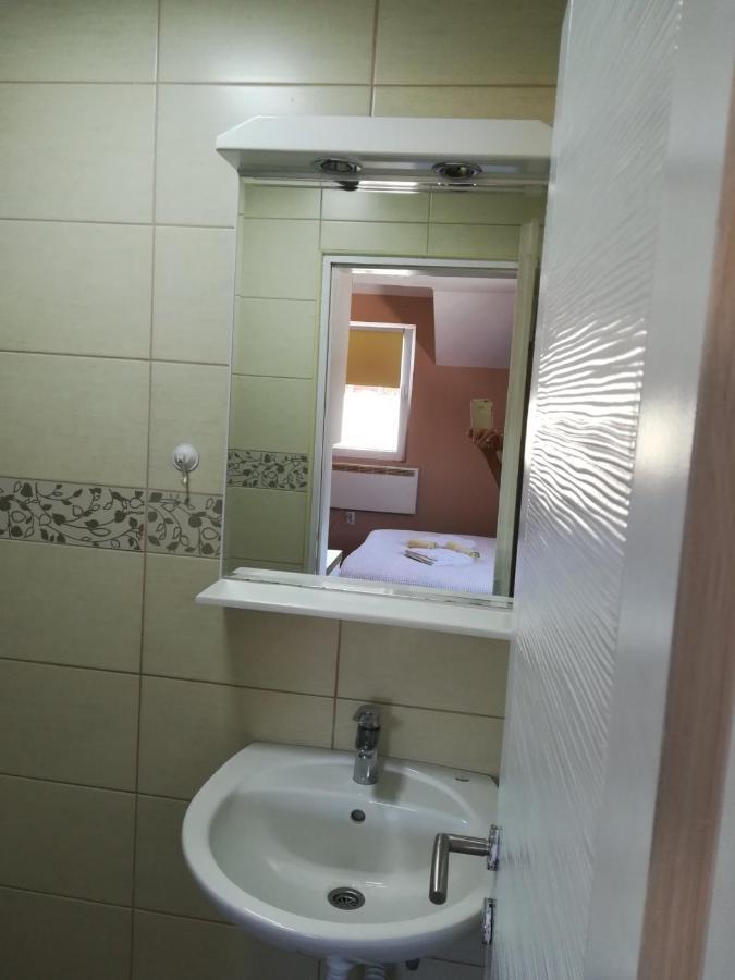 Zen Apartmani Novi Sad Exteriör bild
