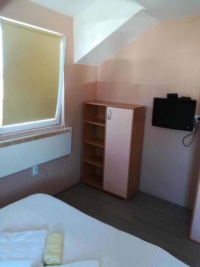 Zen Apartmani Novi Sad Exteriör bild